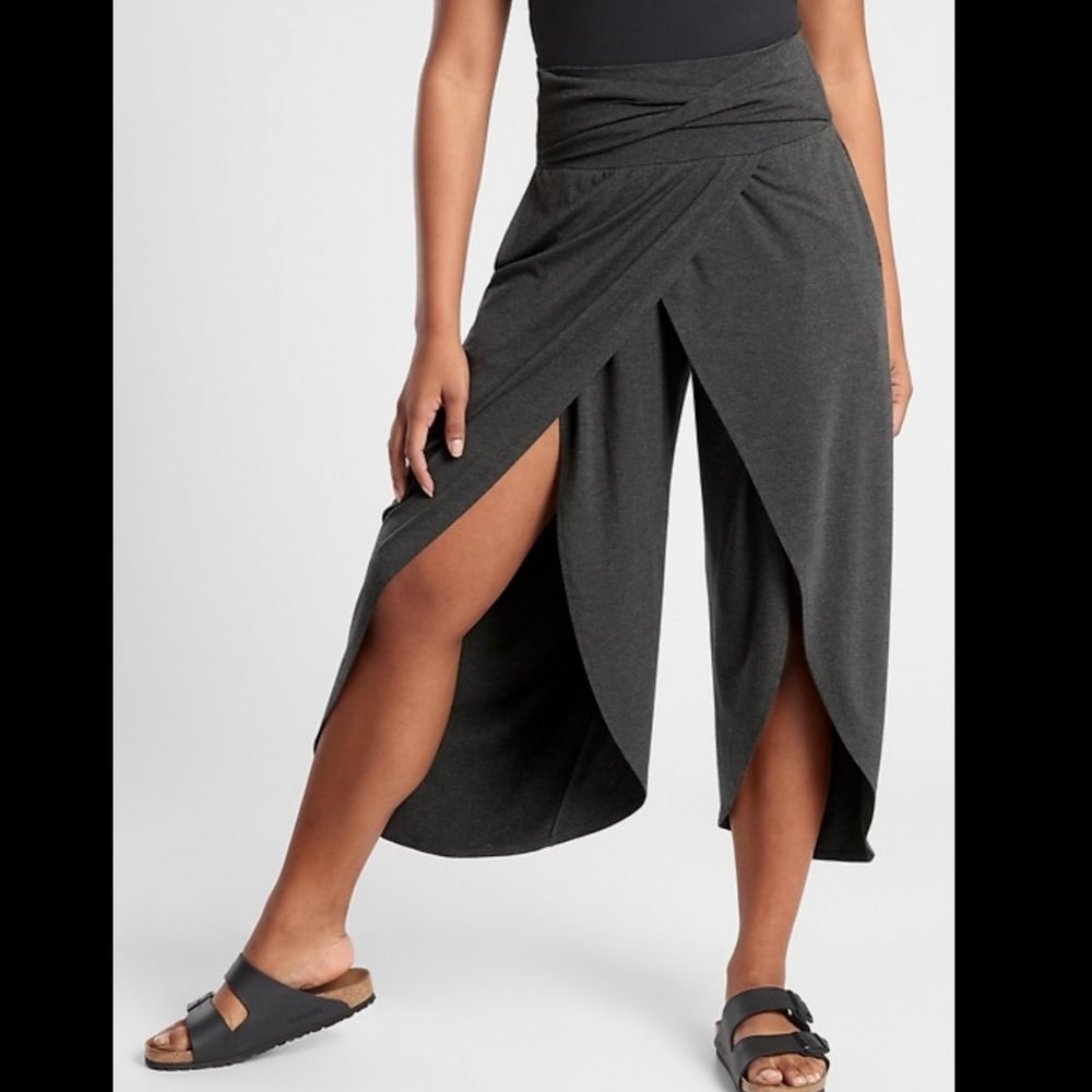 ATHLETA CHARCOAL SOFT LOUNGE ELASTIC WAIST YOGA RELEASE PANT